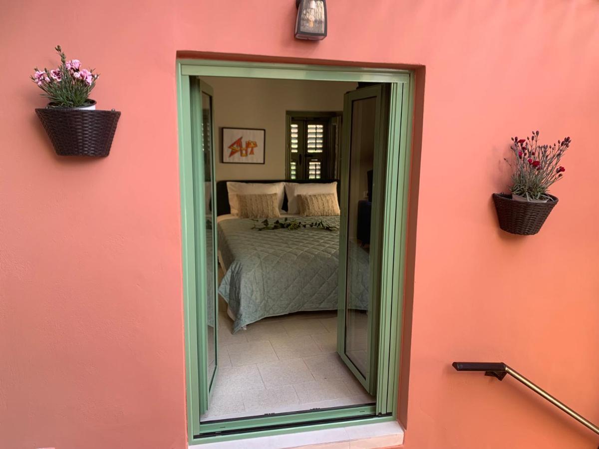 Master Rose Studio In Old Town Nafplio Exterior foto